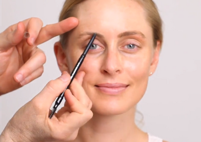 The causes of thinning eyebrows and how to make them look thicker